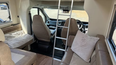 Terry  – All New 6 Birth Touring Motorhome 