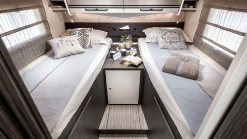 5p McLouis 873 integral pure luxury and adventure on wheels!