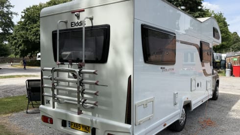 Our Molly – 6 berth Peugeot alcove from 2015
