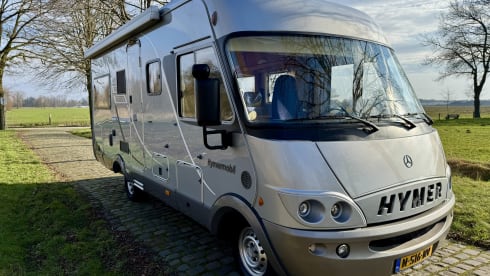 Rifora – Mercedes Hymer Starline 655 intégré 5 places