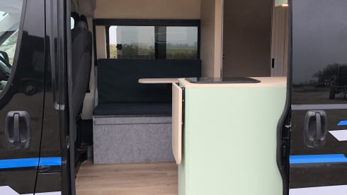 Charlie – Bus Citroën 3 places de 2018