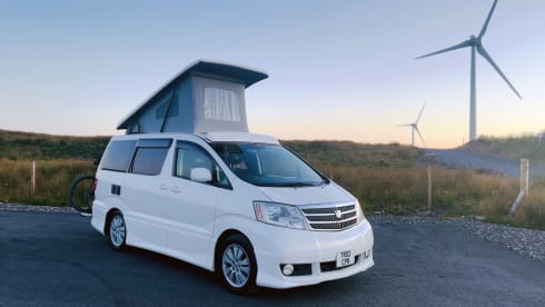 Toyota Alphard Automatic Bi-Fuel (Petrol / LPG)  