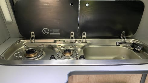 Adventure Awaits – Newley converted 2 to 4 berth Volkswagen campervan