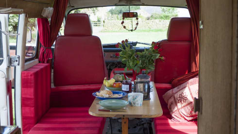 Ruby – Classic 76 Mercedes camper 