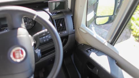 Saltire sunsets Motorhome hire  – 6 berth Fiat alcove from 2021