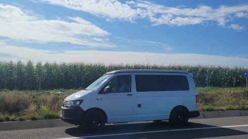 Het busje – Out and about in the VW T6-2018 van