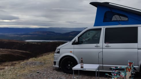 Dolly – 4 berth Volkswagen bus from 2007