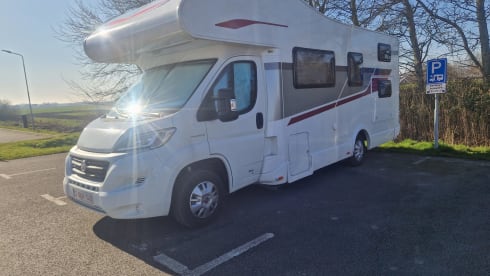 Krokodil – Ideal holiday with this spacious and cozy family camper!