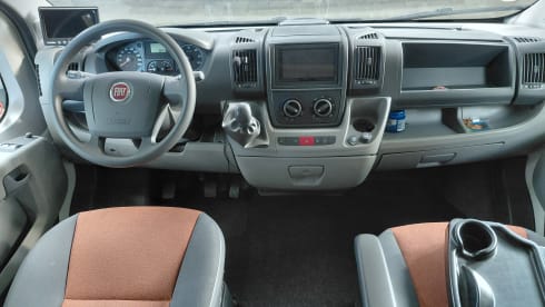 Dekkermobi – 4p McLouis alcove uit 2011