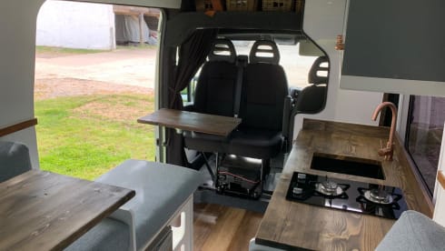 Ozzy – Stylish newly fitted 3 berth MWB camper 2016 Peugeot Boxer 