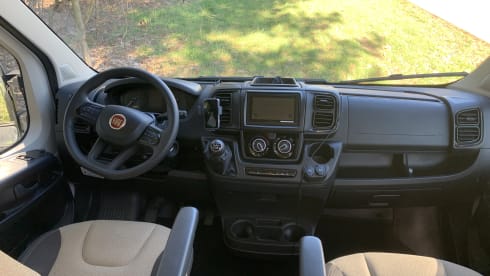 4p Benimar bus from 2024