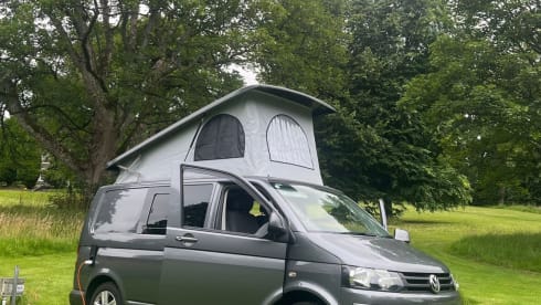 Curlew Camper – 4 berth Volkswagen campervan from 2015