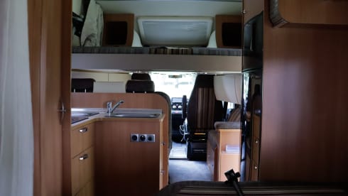 4p Bürstner ixeo 664 half integraal 2013 /airco/cruisecontrol/Hefbed
