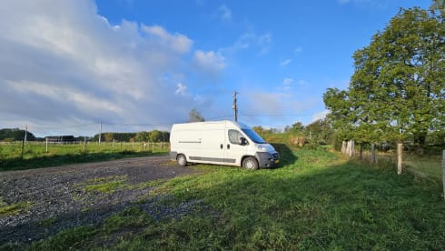 Bubu – 3 person Fiat Ducato bus camper