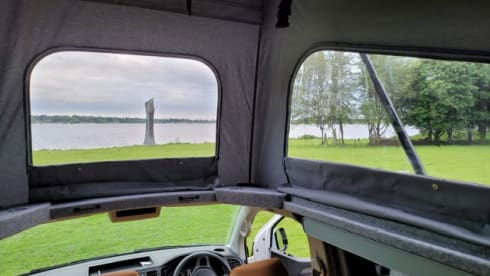 Jeff – VW Campervan - 6 seats