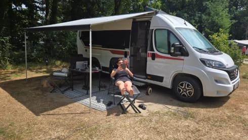 Pilote Xplorer – New bus camper Pilote Vega_630J