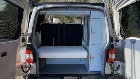Iris – 4 Berth VW T5 Camper