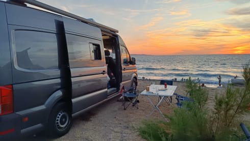 4p Volkswagen bus from 2020
