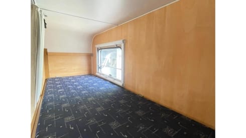 Family camper with bunk bed, 6 persons - Sunlight Alcove from 2009