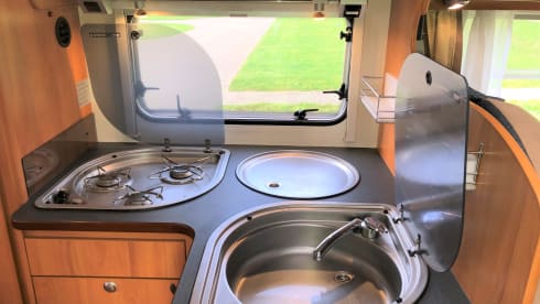 "Napoleon" – Dog friendly - roof air conditioning - powerful - luxurious - complete