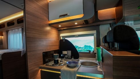 weins – Weinsberg CaraSuite 700 ME Automatic Very luxurious KM free!