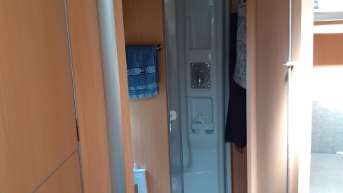 Laika camper rental - Kreoss 3008 with 4 beds