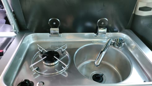 Volkswagen Multivan Camper 4 Person