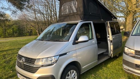 The RAMBLER – 4 berth Volkswagen campervan from 2020