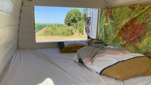 Offgrirt camperbus  – 3p Volkswagen bus uit 2011
