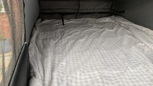 Dora – 4 berth VW Transporter Campervan 