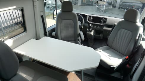 4p Volkswagen bus from 2022