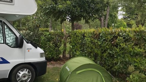 5-6 p cozy, compact family camper Fiat Alcove.