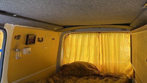 Miss Sunshine – Volkswagen campervan, extended model, 2 persons