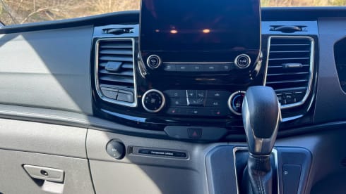 Frodo – Campervan Ford a 4 posti letto dal 2024