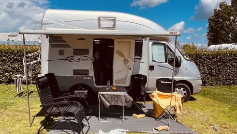 Comfort, luxe en ruimte!! maar ook compact.  – 4p Hymer buscamper 