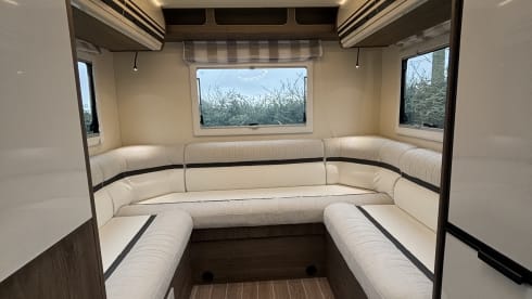 Adventure – 4 berth Roller Team semi-integrated from 2024