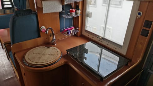 Alex – 5 STAR MIRAGE 7 PLACE ATTIC CAMPER