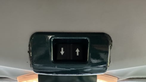 Mercedes-Benz Marco Polo 4 persons