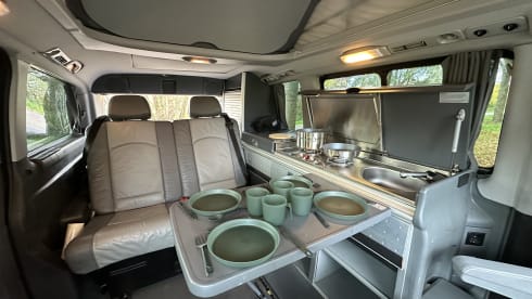 Mercedes-Benz Marco Polo 4 persons