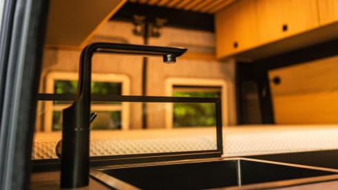 Travel-Vans 2 person very luxurious camper