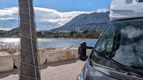 Luxe Sunlight T67 - automaat - heelijke luxe camper (2022)