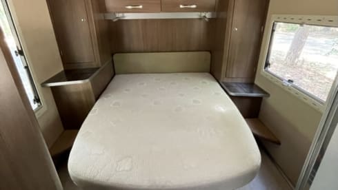 4-person Chausson semi-integrated from 2012