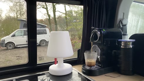 Volkswagen  – Volkswagen camper bus 