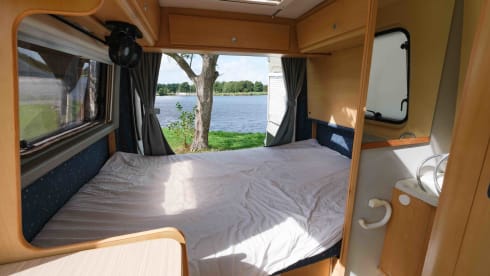 supercamper – 3p Pössl bus (2004) self-sufficient - with all amenities 
