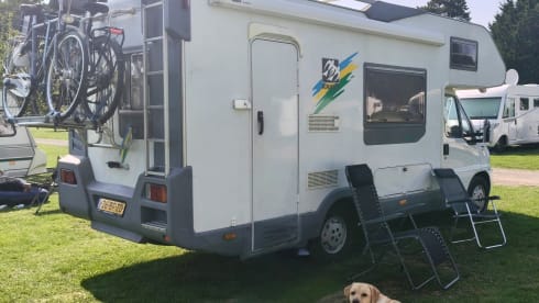 🚐 Fiat 230 Alkoof Camper – Ruimte, Vrijheid & Gezellig Reizen