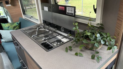 Saint Tropez – 4p Weinsberg teilintegriert ab 2023