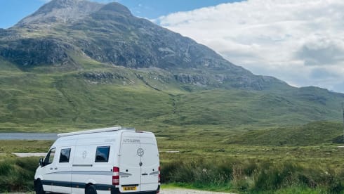 The Spirit of Scotland – Explore Scotland in our 2/3 Bed Mercedes, Toilet & Shower Free Insurance