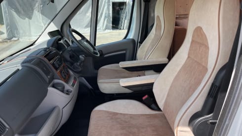 Betsy – 6 berth Bürstner Argos