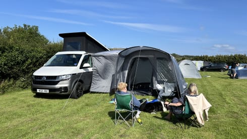 Aggi – AGGI DUB - VW (LWB) Camper with all your creature comforts- North Devon