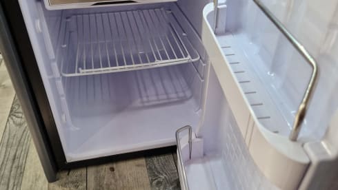 Vince – 4 berth Volkswagen campervan from 2011
